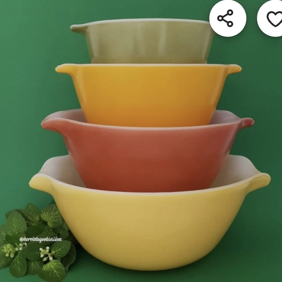 Vintage Fire King bowl - Picture 8 of 8